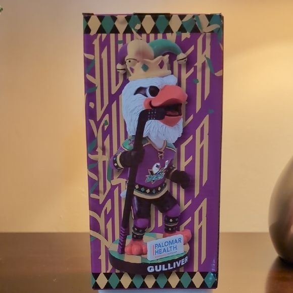 Other - Gulliver Bobblehead with Hockey Stick